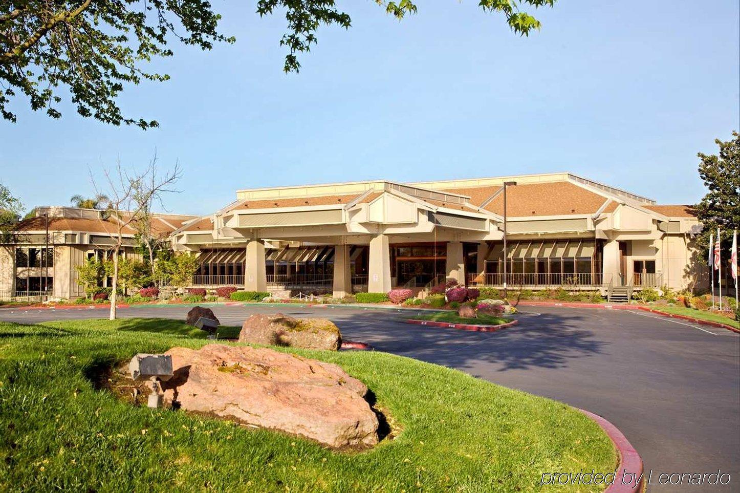 Doubletree By Hilton Sacramento Hotel Buitenkant foto